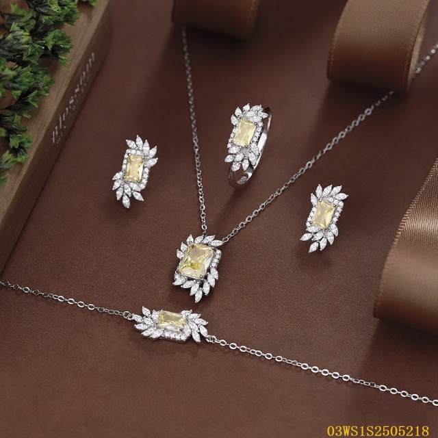 925 Sterling Silver Zircon Evening Jewelry Set