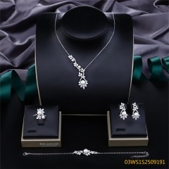 طقم مجوهرات من الفضة الإسترليني عيار 925 مع اللؤلؤ