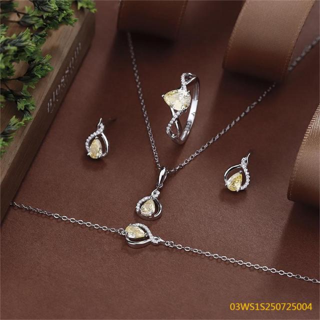 طقم مجوهرات مسائية من الفضة عيار 925 مرصع بالزركون