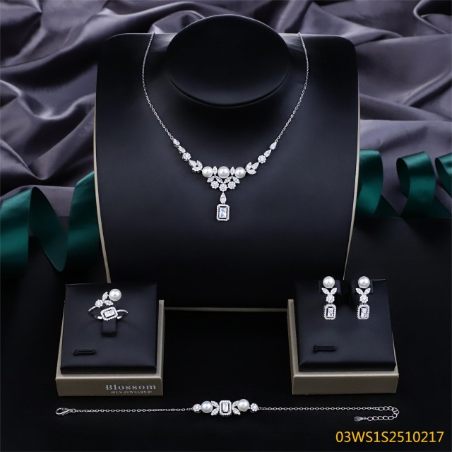 925 Sterling Silver Pearl Evening Jewelry Set