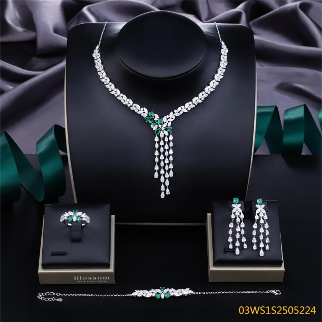 925 Sterling Silver Zircon Evening Jewelry Set