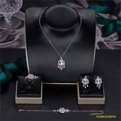 طقم مجوهرات مسائية من الفضة عيار 925 مرصع بالزركون