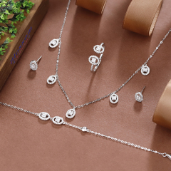 طقم مجوهرات مسائية من الفضة عيار 925 مرصع بالزركون