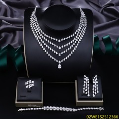 طقم مجوهرات زفاف عصري من الزركون