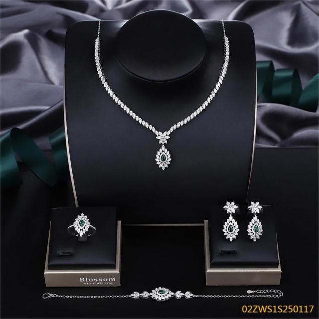 طقم مجوهرات زفاف عصري من الزركون