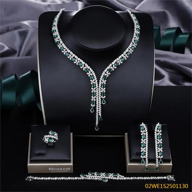 طقم مجوهرات زفاف عصري من الزركون