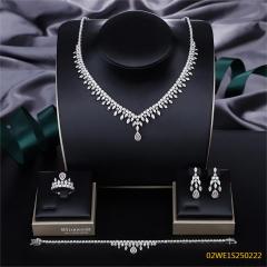 طقم مجوهرات زفاف عصري من الزركون