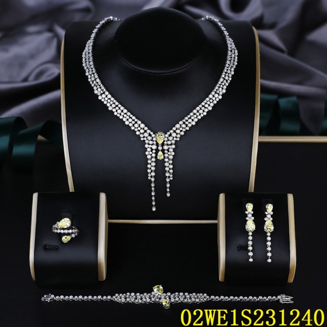 طقم مجوهرات زفاف عصري من الزركون