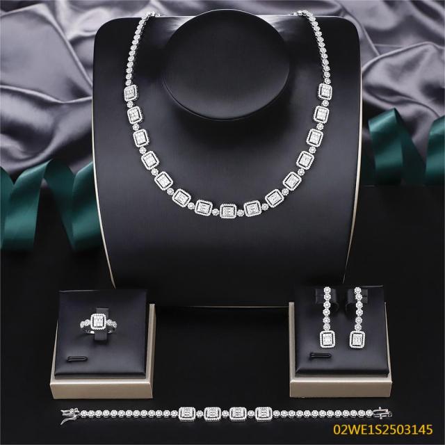 طقم مجوهرات زفاف عصري من الزركون