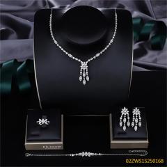 طقم مجوهرات زفاف عصري من الزركون