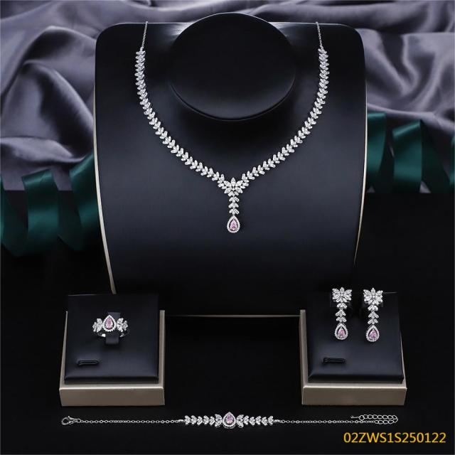 طقم مجوهرات زفاف عصري من الزركون