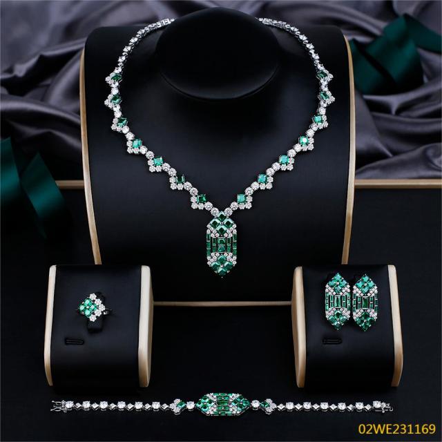 طقم مجوهرات زفاف عصري من الزركون