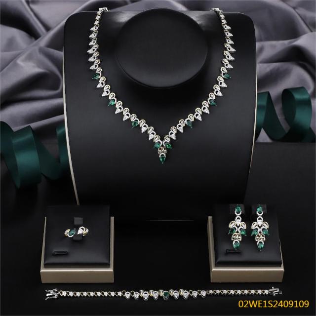 طقم مجوهرات زفاف عصري من الزركون