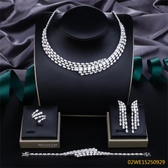 طقم مجوهرات زفاف عصري من الزركون