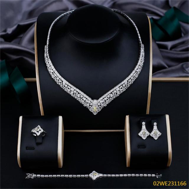 طقم مجوهرات زفاف عصري من الزركون