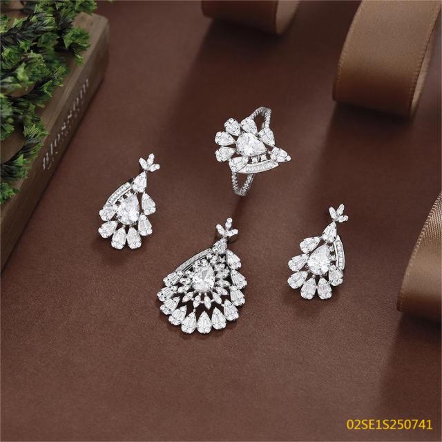 Wholesale Luxury 925 Silver Zircon Pendant Set