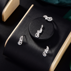 Wholesale Luxury 925 Silver Zircon Pendant Set