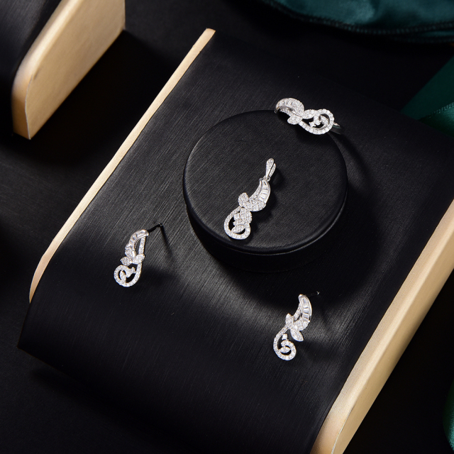 Wholesale Luxury 925 Silver Zircon Pendant Set