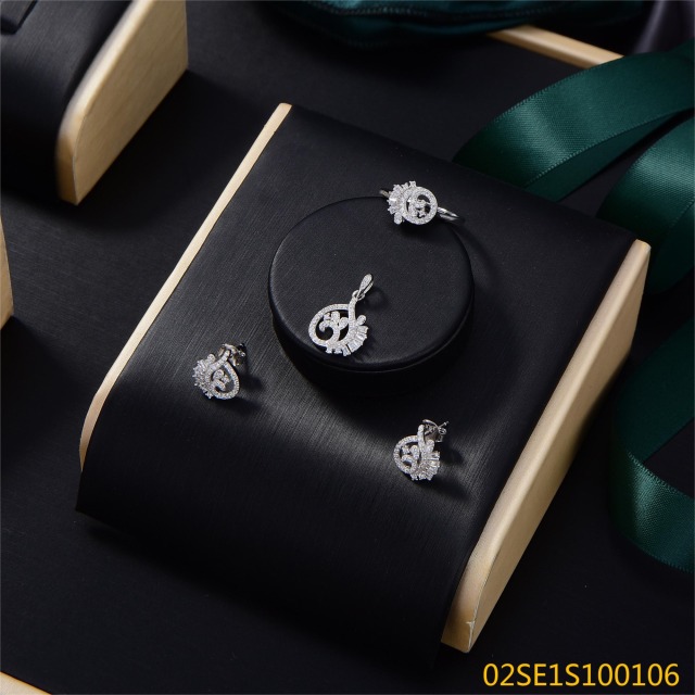 Wholesale Luxury 925 Silver Zircon Pendant Set