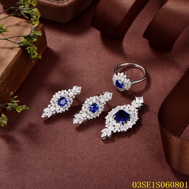 Wholesale Luxury 925 Silver Zircon Pendant Set