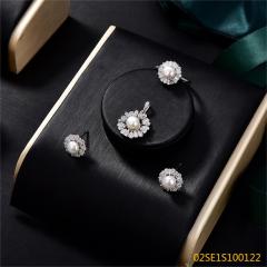 Wholesale Luxury 925 Silver Zircon Pendant Set
