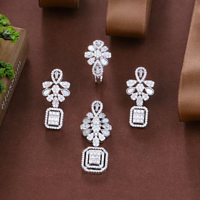 Wholesale Luxury 925 Silver Zircon Pendant Set