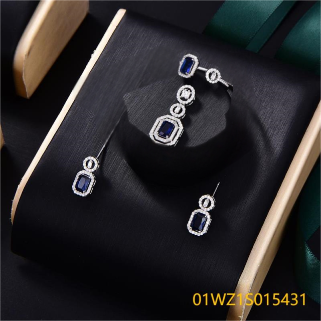 Wholesale Luxury 925 Silver Zircon Pendant Set