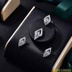 Wholesale Luxury 925 Silver Zircon Pendant Set