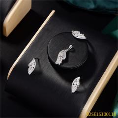 Wholesale Luxury 925 Silver Zircon Pendant Set