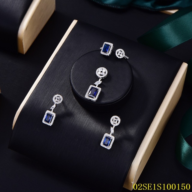 Wholesale Luxury 925 Silver Zircon Pendant Set