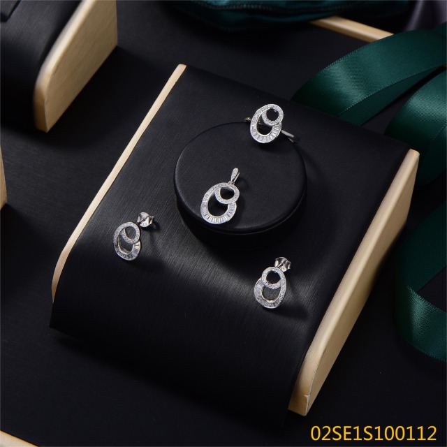 Wholesale Luxury 925 Silver Zircon Pendant Set