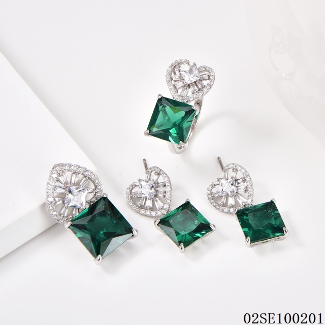 Wholesale Luxury 925 Silver Zircon Pendant Set