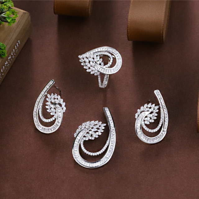 Wholesale Luxury 925 Silver Zircon Pendant Set