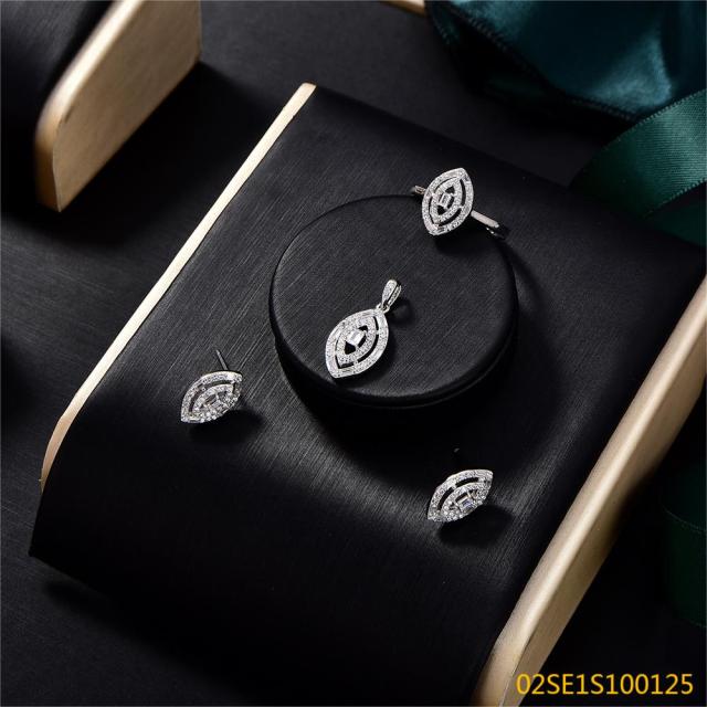 Wholesale Luxury 925 Silver Zircon Pendant Set