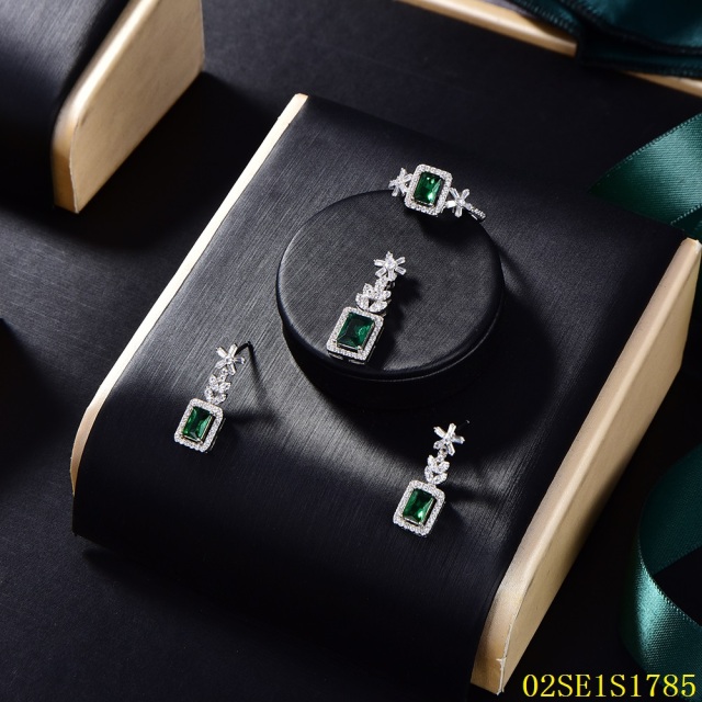 Wholesale Luxury 925 Silver Zircon Pendant Set