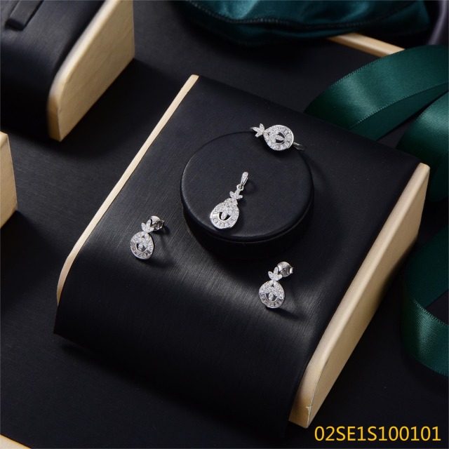 Wholesale Luxury 925 Silver Zircon Pendant Set