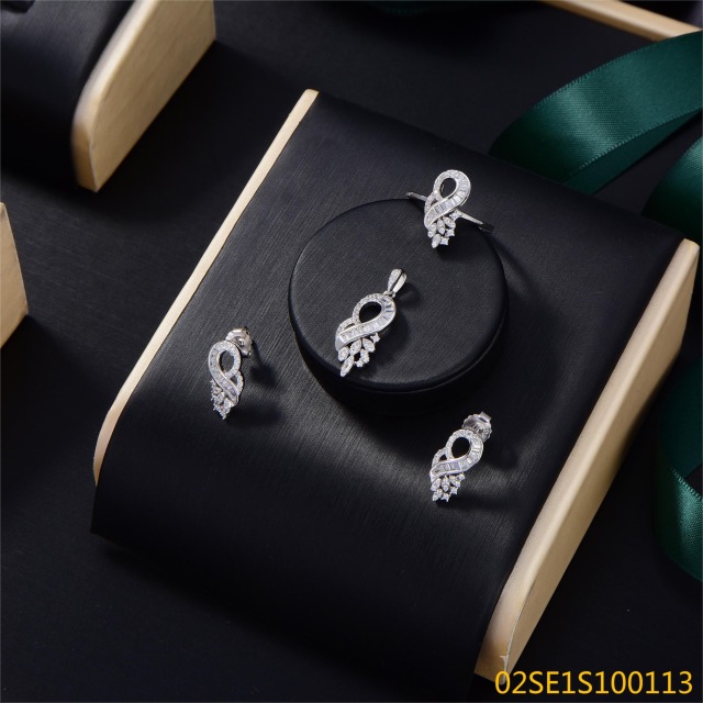Wholesale Luxury 925 Silver Zircon Pendant Set