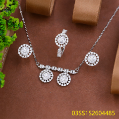 Blossom CS Jewelry الشركة المصنعة فاخر فضة 925 زركون دائري محاط طقم عقد وأقراط وخاتم راقي للسيدات