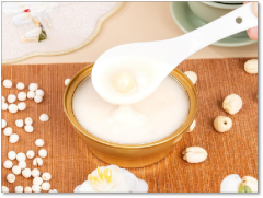 杏仁草本米露碗