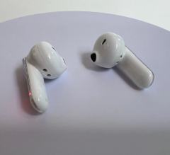 Transparent mecha Earphone