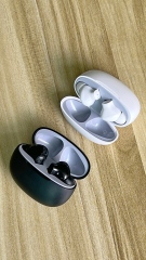 V72 TWS earbuds