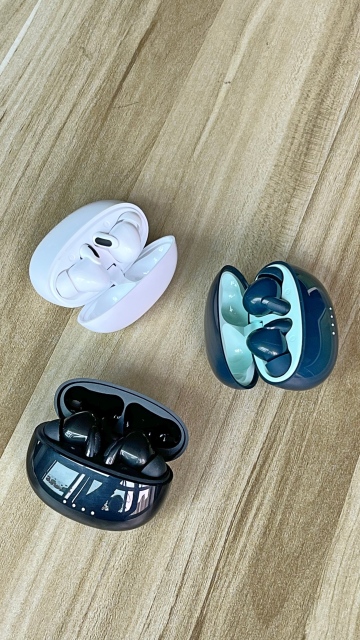 V79 TWS earbuds