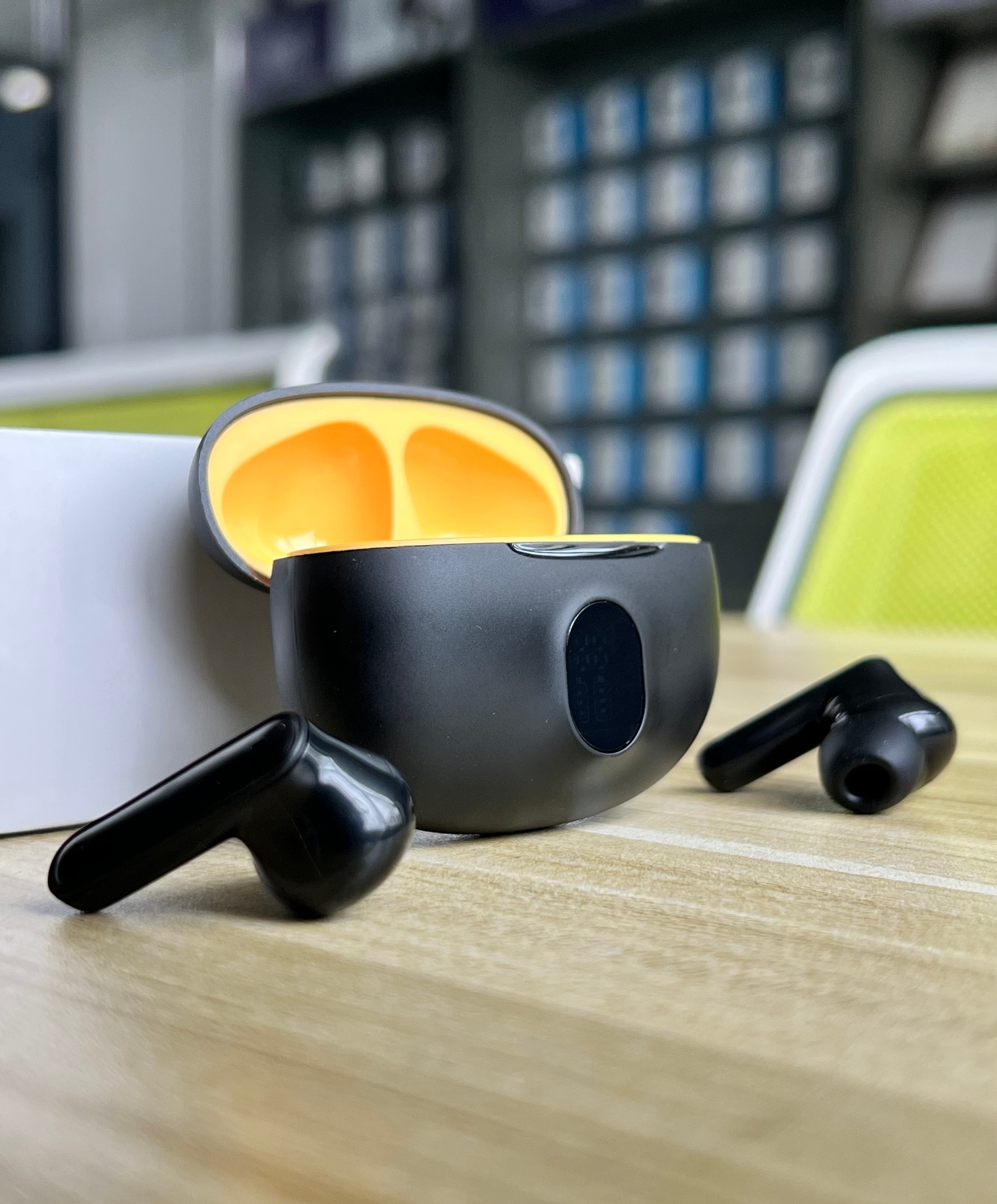 V67 TWS earbuds