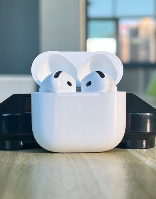 iAP4 TWS earbuds