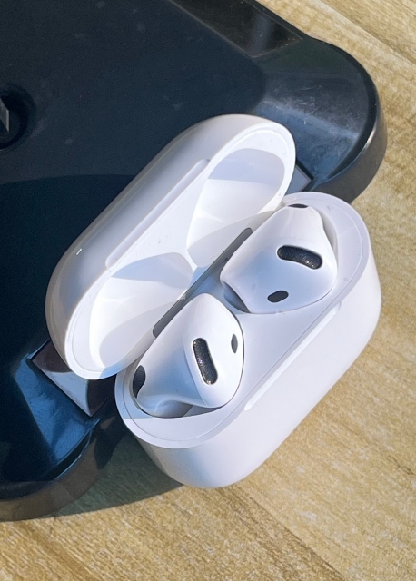 iAP4 TWS earbuds