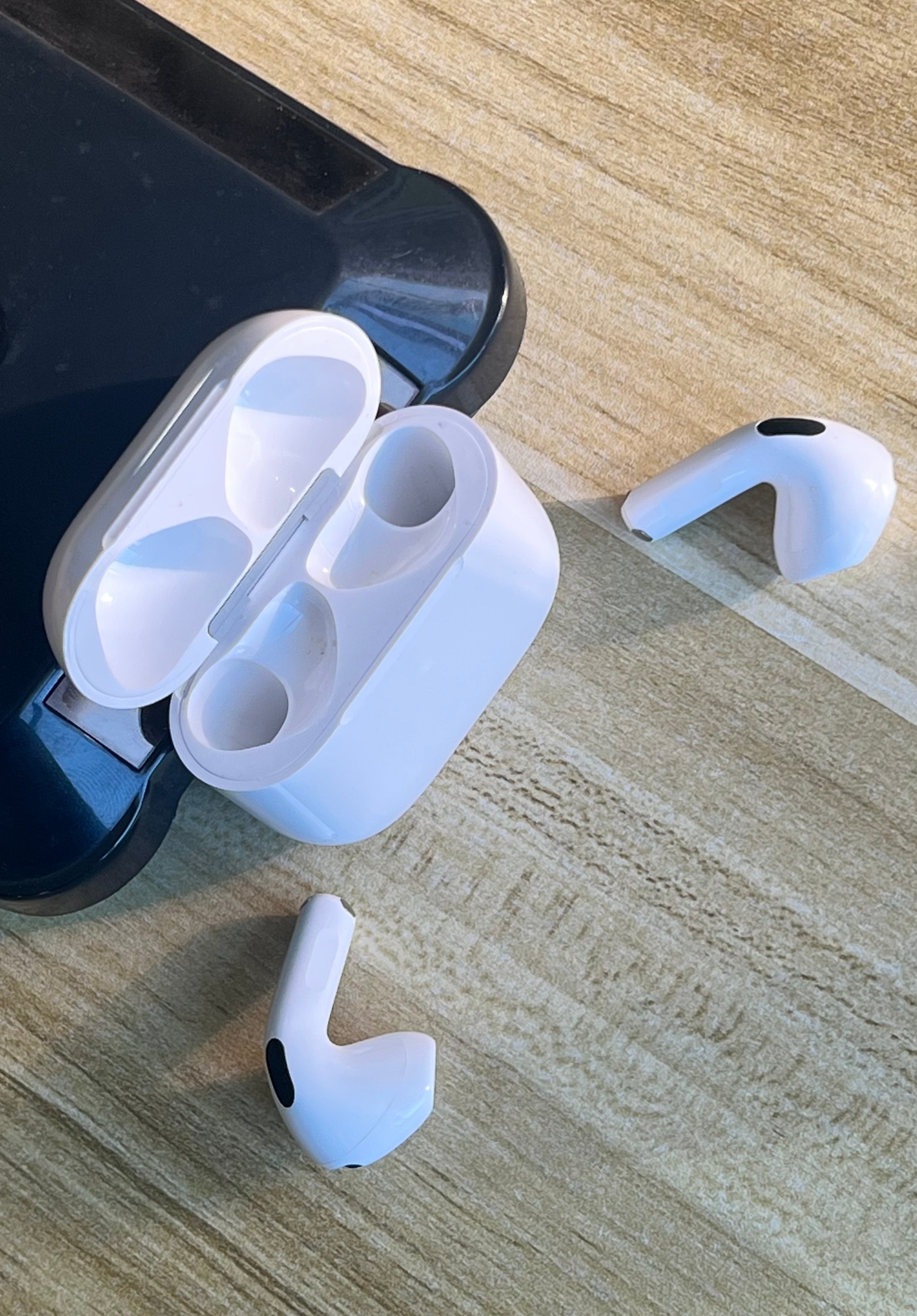 iAP4 TWS earbuds