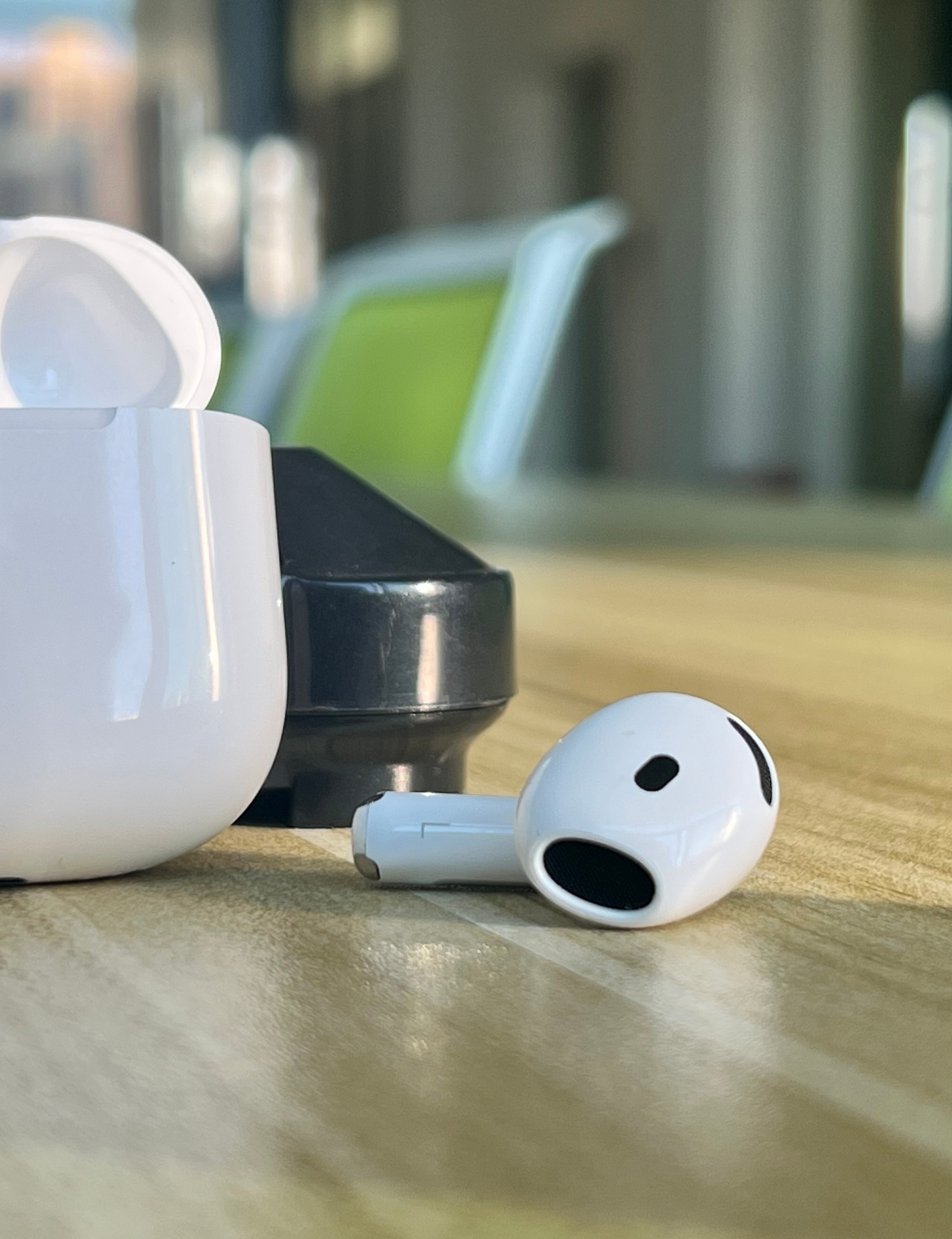 iAP4 TWS earbuds