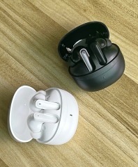 i82 TWS earbuds