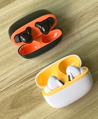 i83 TWS earbuds