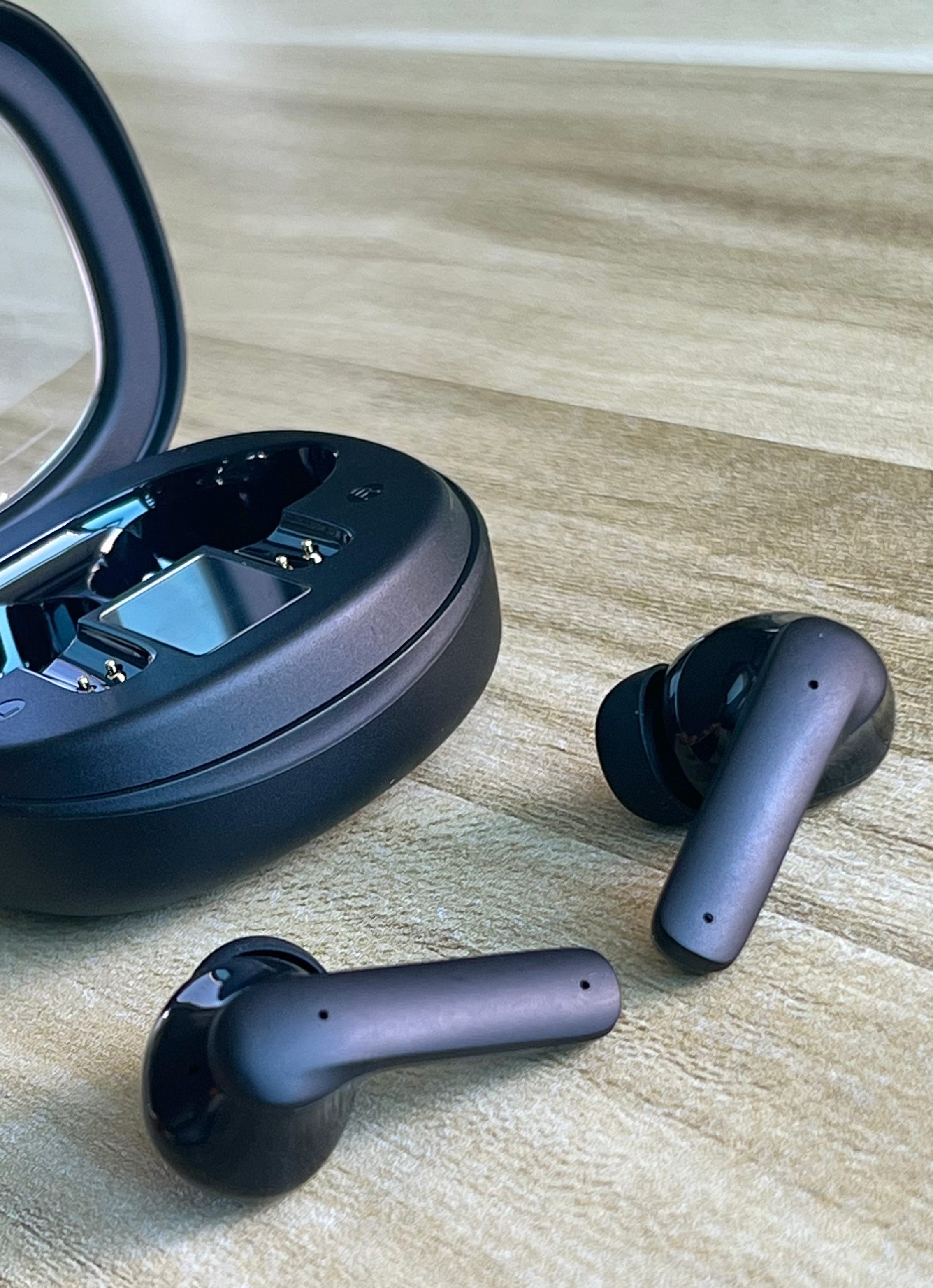 V69 TWS earbuds